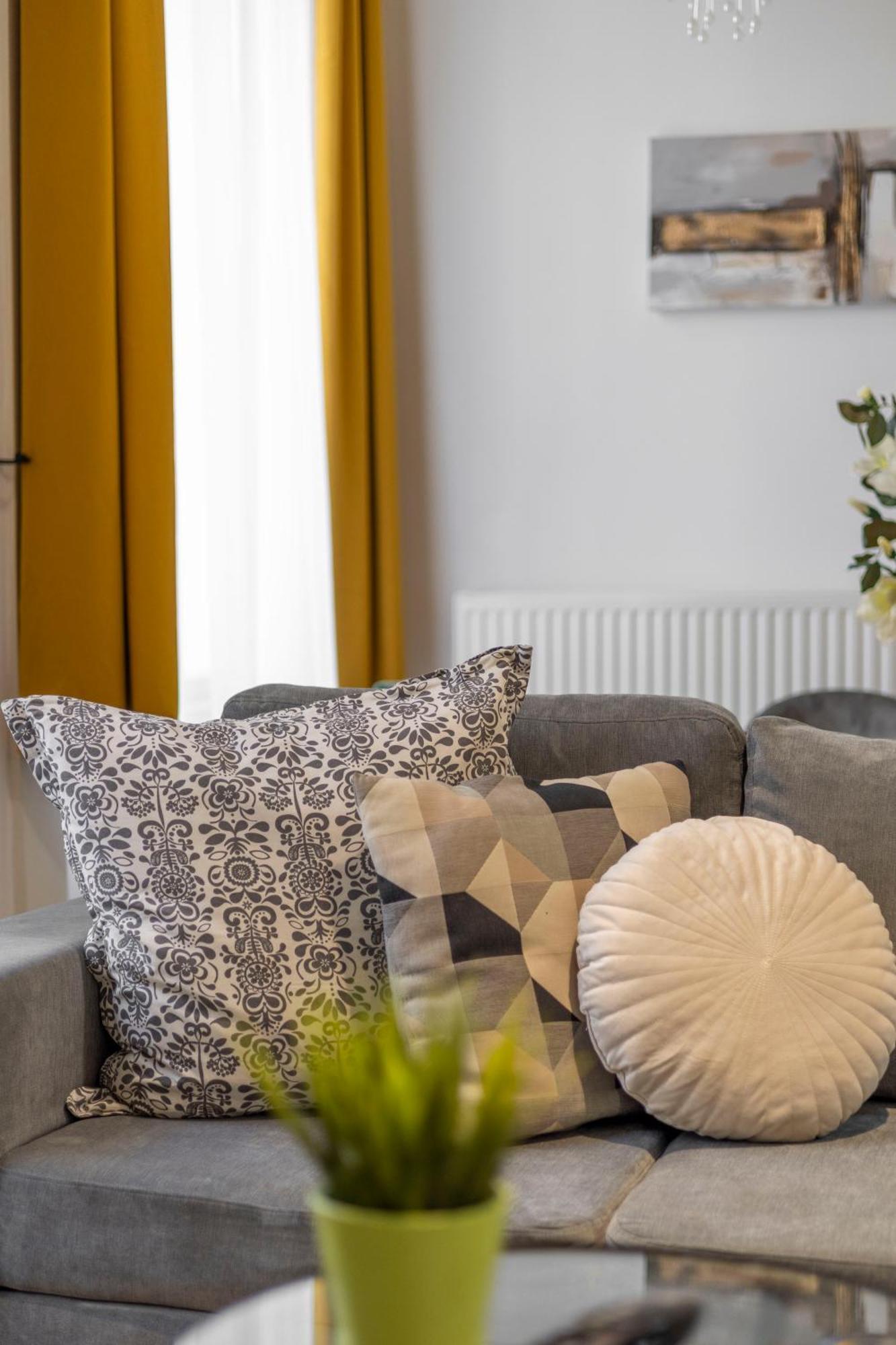 Charming & Elegant Grand Next To The Fashion St' Apartmán *